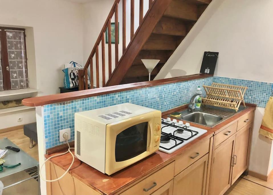 Appartement T3 Agreable A Bourbon L'Archambault Bagian luar foto