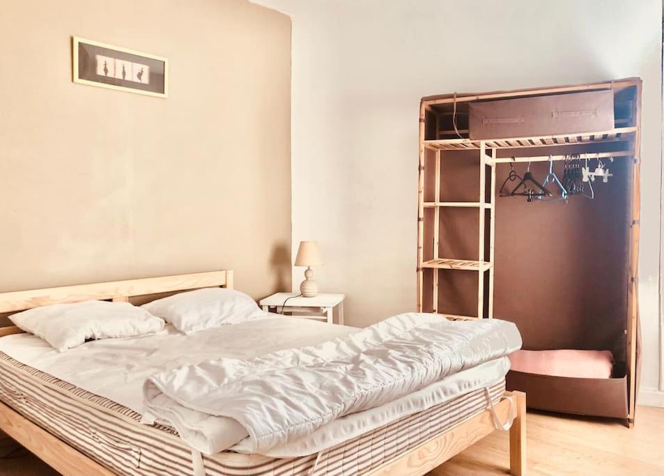 Appartement T3 Agreable A Bourbon L'Archambault Bagian luar foto